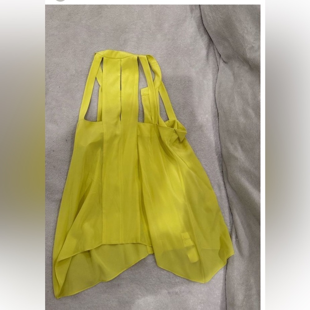 BCBG MaxAzaria Yellow sleeveless top XS